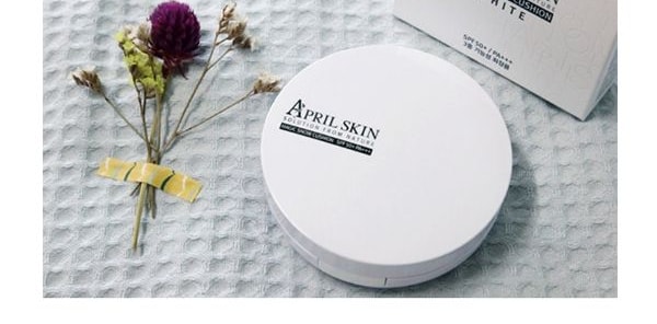 【赠品】韩国APRIL SKIN 魔法雪白白色气垫粉底 #21亮白肤色 SPF50+PA+++ 15g
