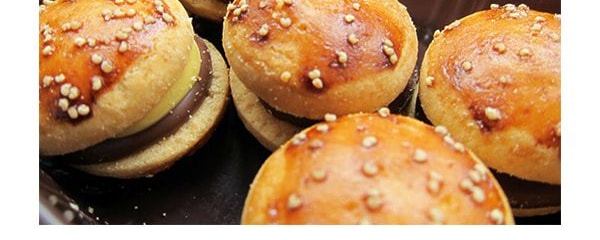 日本BOURBON波路夢 迷你小漢堡巧克力夾心餅乾 66g