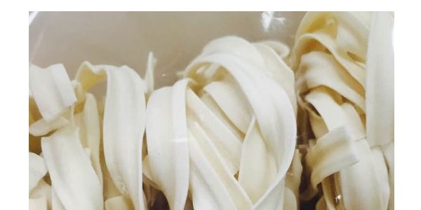 台灣新東陽 小刀削麵 400g 台灣老字號