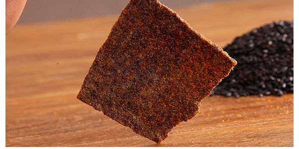 【襄陽特產】臥龍 黑米鍋巴 爆辣味 200g