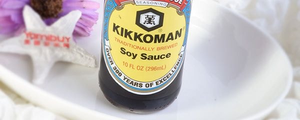 日本KIKKOMAN萬字牌 天然釀造醬油 296ml