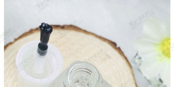 日本DAISO大創 防水防汗眉毛雨衣定型液 無色 6ml