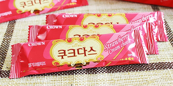 韓國CROWN 草莓奶油夾心薄脆餅 288g