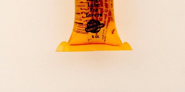 【赠品】美国TOPCO Sex Tarts 诱惑小枕头一次性润滑剂 橘子味 6 ml